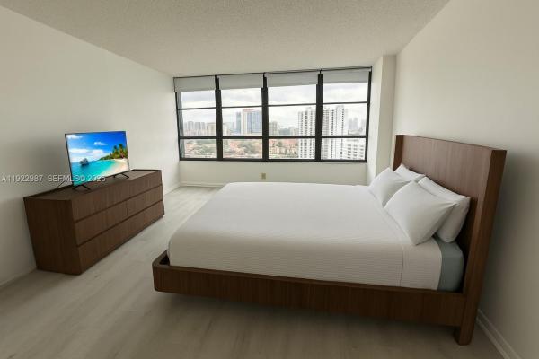 The Olympus Towers, 600 Three Islands Blvd #1520, Hallandale Beach, Florida 33009, image 1