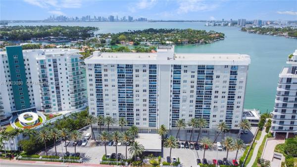 Aquasol, 6770 Indian Creek Dr #6O, Miami Beach, Florida 33141, image 1