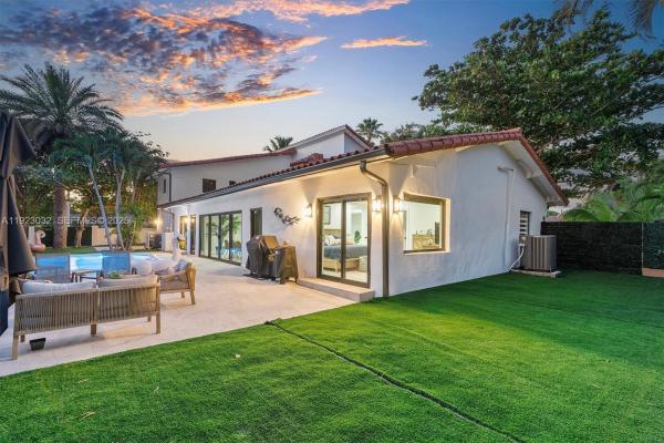 Pasadena Park, 210 NE 107th St #, Miami Shores, Florida 33161, image 1