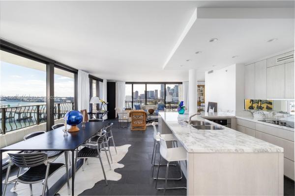 Venetia, 555 NE 15th St #20-A, Miami, Florida 33132, image 3