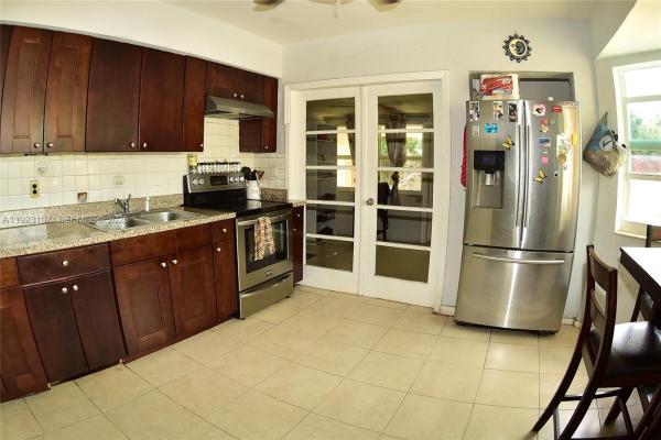 South Hollywood, 2812 Wiley St, Hollywood, Florida 33020, image 2