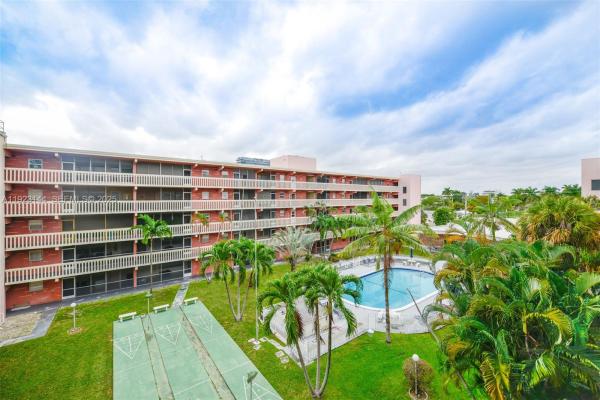 Eldorado Plaza West, 200 NE 12th Ave #6D, Hallandale Beach, Florida 33009, image 1