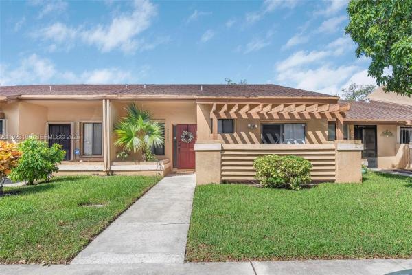 Longwood Village At Jacaranda, 830 NW 79th Ter, Plantation, Florida 33324, image 1