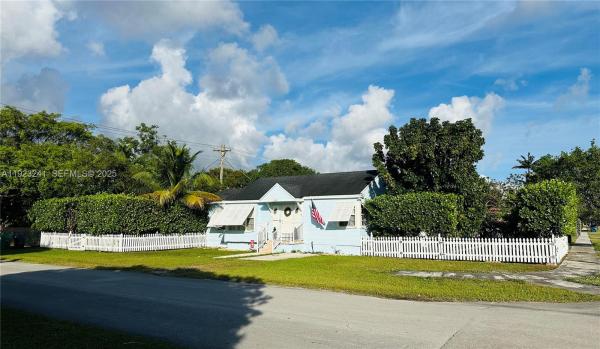 3927 SW 64th Ave, Miami, Florida 33155, image 1