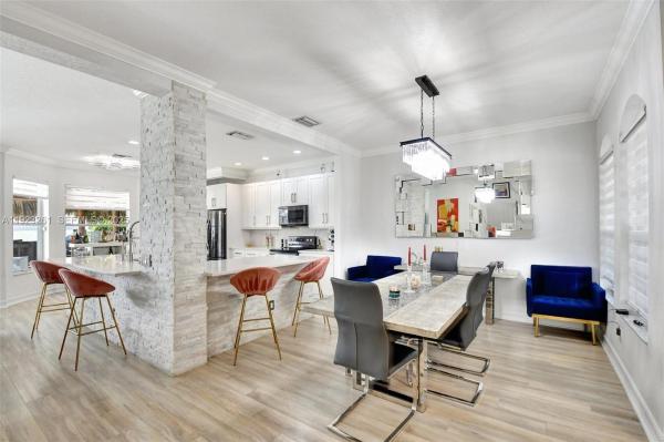 Canyon Lakes, 8879 Chestnut Ridge Way, Boynton Beach, Florida 33473, image 2