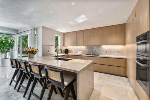 Natoma Manors, 1666 Tigertail Ave #, Miami, Florida 33133, image 2
