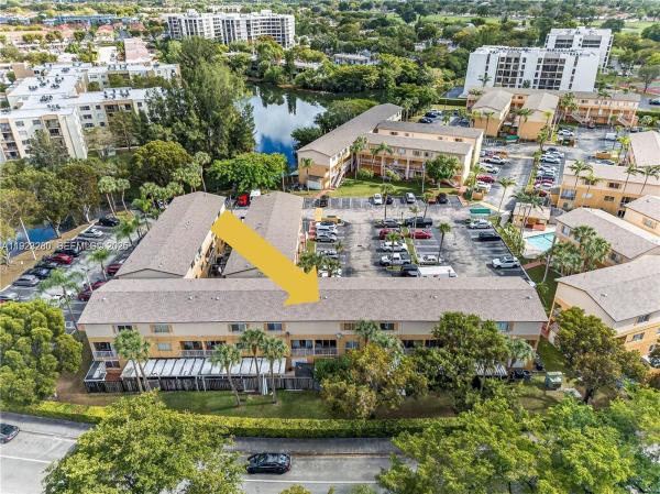 Paseo Real, 6205 Kendale Lakes Cir #279, Kendale Lakes, Florida 33183, image 2