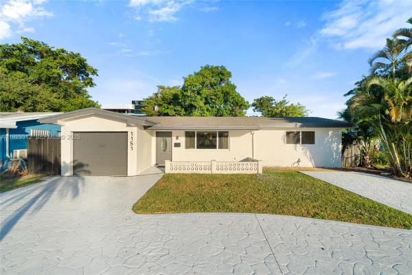 Boulevard Heights, Pembroke Pines, Florida 33024, image 1