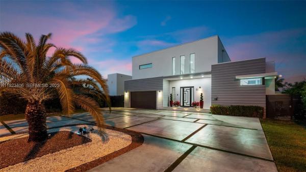 Country Club Estates, 81 S Royal Poinciana Blvd, Miami Springs, Florida 33166, image 2