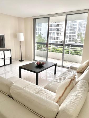 Mystic Pointe Tower 100, 19195 NE 36th Ct #402, Aventura, Florida 33180, image 2