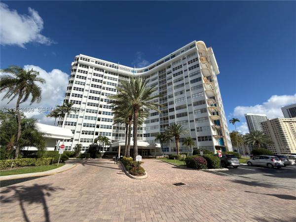 Lake Point Tower & Marina, 100 Golden Isles Dr #605, Hallandale Beach, Florida 33009, image 1