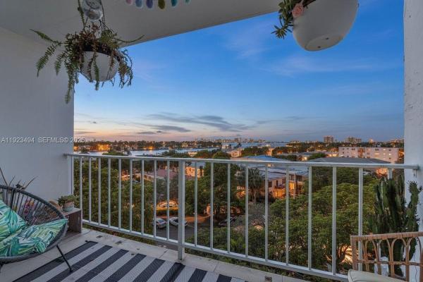 Stanton House, 6900 Bay Dr #6B, Miami Beach, Florida 33141, image 1