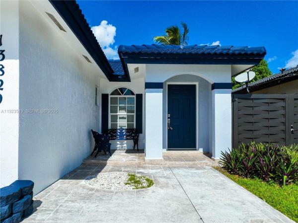 Richmond West No HOA, 13829 SW 157th Ter, Richmond West, Florida 33177, image 3