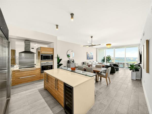 Paramount Bay, 2020 N Bayshore Dr #4103, Miami, Florida 33137, image 1