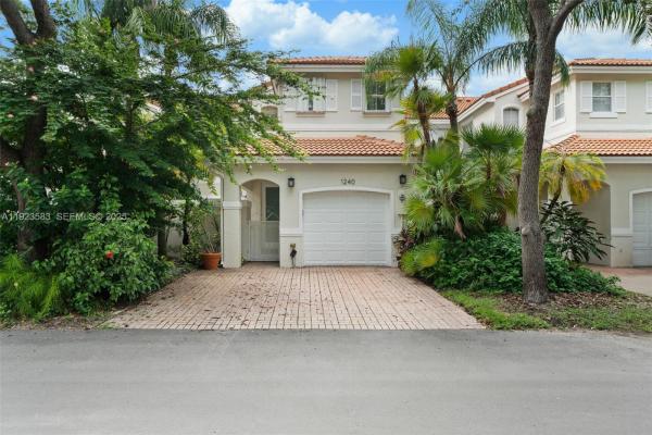 West Lake Village, 1240 Weeping Willow Way #1240, Hollywood, Florida 33019, image 1