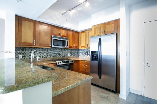 Duo West, 1745 E Hallandale Beach Blvd #1508W, Hallandale Beach, Florida 33009, image 2