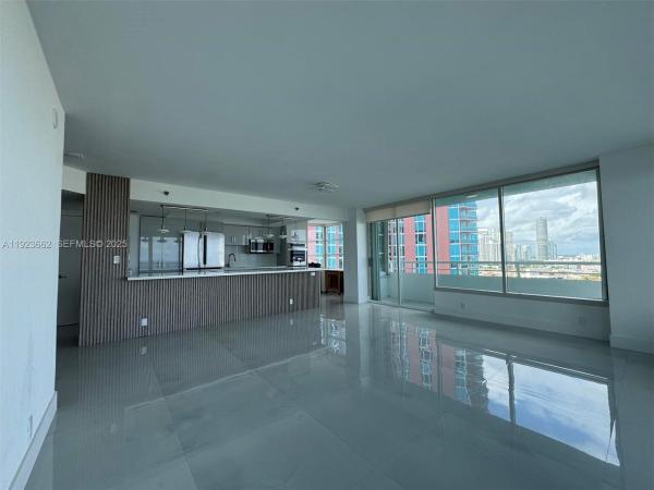 South Pointe Towers, 400 S Pointe Dr #1610, Miami Beach, Florida 33139, image 3