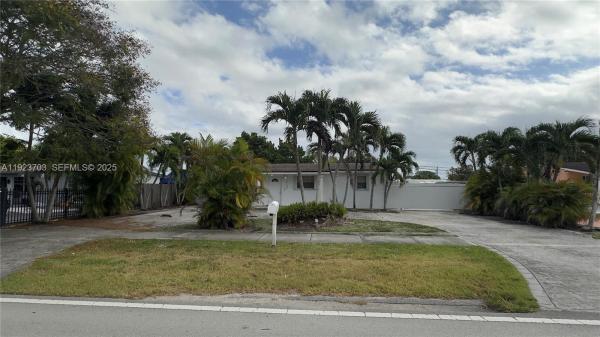 5125 SW 102nd Ave, Miami, Florida 33165, image 1