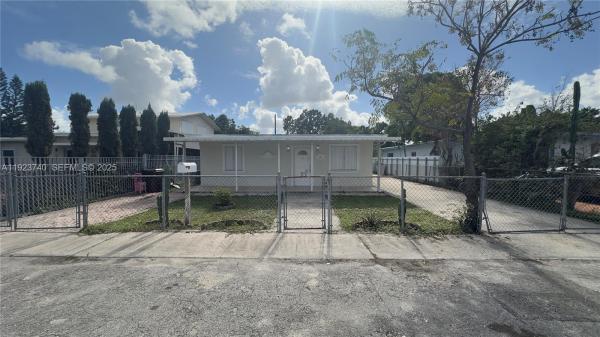 Hialeah Residential, 580 E 47th St, Hialeah, Florida 33013, image 1
