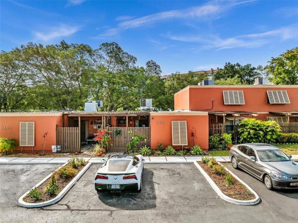 Villas East, 1489 Fairway Rd, Pembroke Pines, Florida 33026, image 1