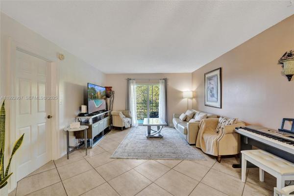 4111 Stirling Rd #502, Davie, Florida 33314, image 1