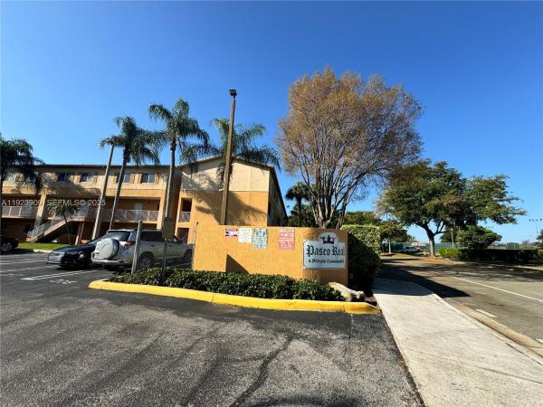 Miami, Florida 33183, image 1