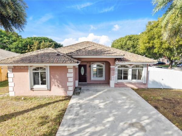 Lake Lucerne, 20562 NW 18th Ave, Miami Gardens, Florida 33056, image 2