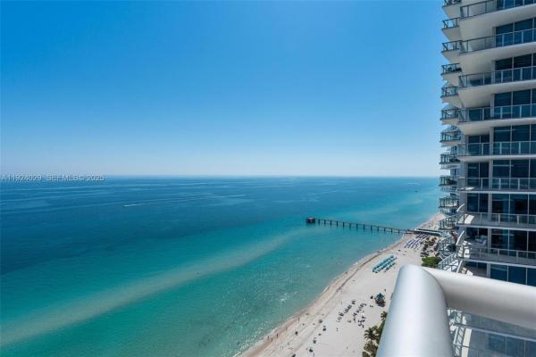 Jade Ocean, 17121 Collins Ave #3201, Sunny Isles Beach, Florida 33160, image 1