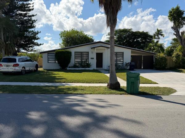 Pine Tree Manor, 19810 Holiday Rd, Cutler Bay, Florida 33157, image 1
