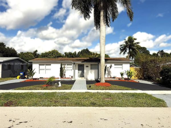 West Gate Estates, 4411 NW 34th St, Lauderdale Lakes, Florida 33319, image 1