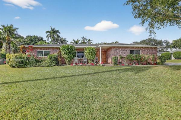 Plantation Acres, 431 Vicksburg Ter, Plantation, Florida 33325, image 1