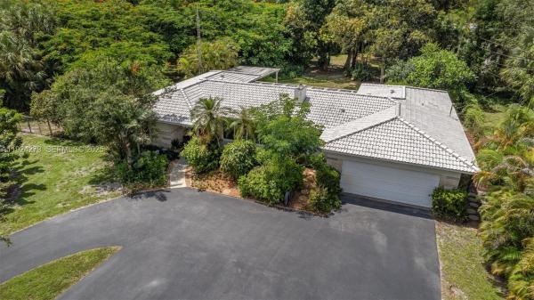 Country Club Estates, 4316 SW 6th St, Plantation, Florida 33317, image 1