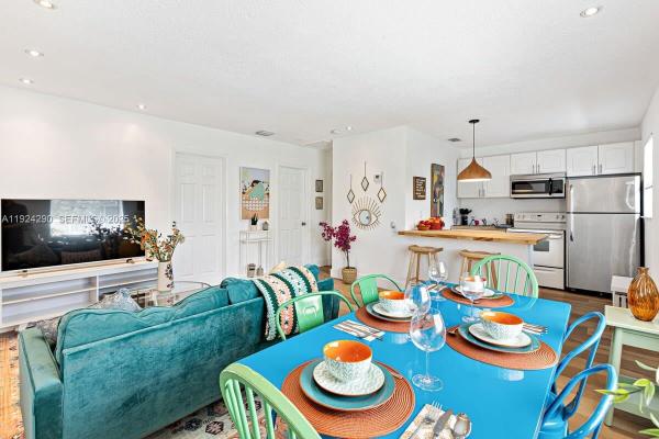 Bryan, 811 Tequesta St #2, Fort Lauderdale, Florida 33312, image 1