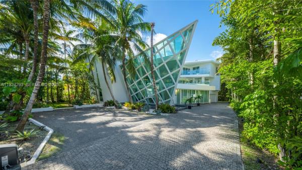 Golden Beach, 480 Ocean Blvd, Golden Beach, Florida 33160, image 1