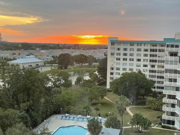 Hillcrest, 4200 Hillcrest Dr #1015, Hollywood, Florida 33021, image 1