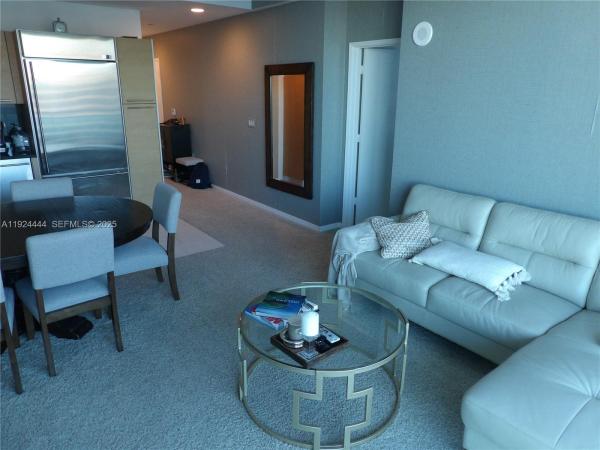 The Plaza On Brickell East, 950 Brickell Bay Dr #4206, Miami, Florida 33131, image 1