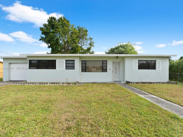 Carol City Gardens, 19621 NW 39th Ct, Miami Gardens, Florida 33055, image 2