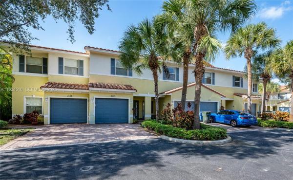 The Oaks At Oakland Forest, 3105 NW 25th Ter, Oakland Park, Florida 33309, image 2