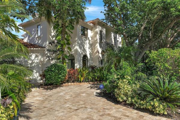 The Sanctuary, 4008 Sanctuary Ln, Boca Raton, Florida 33431, image 2