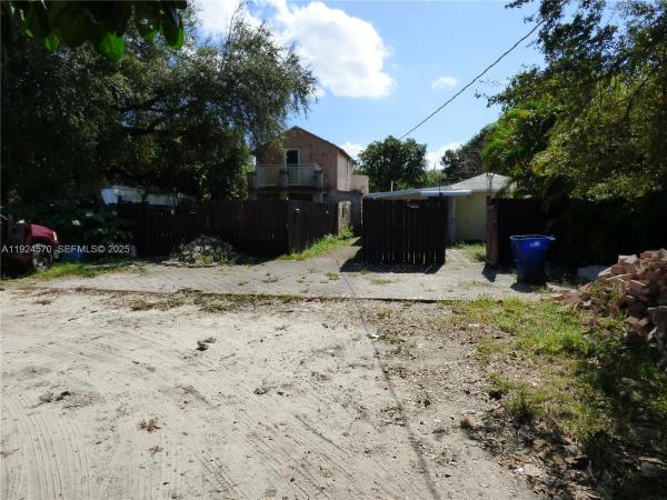 408 NW 97th St, Miami, Florida 33150, image 2