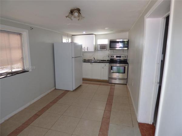 408 NW 97th St, Miami, Florida 33150, image 3