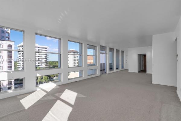 The David William Hotel, 700 Biltmore Way #710, Coral Gables, Florida 33134, image 2