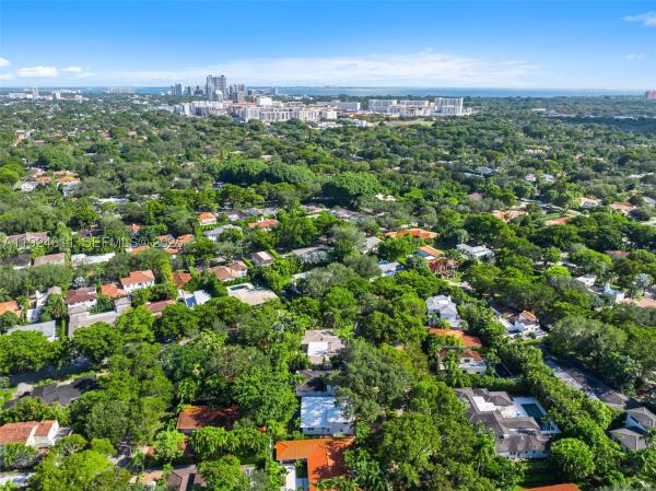 Coral Gables Country Club, 911 Andres Ave, Coral Gables, Florida 33134, image 1