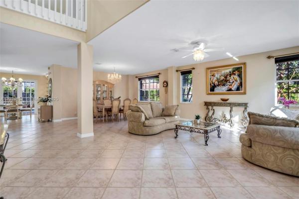 Heron Ridge, 3835 Crestwood Cir, Weston, Florida 33331, image 2