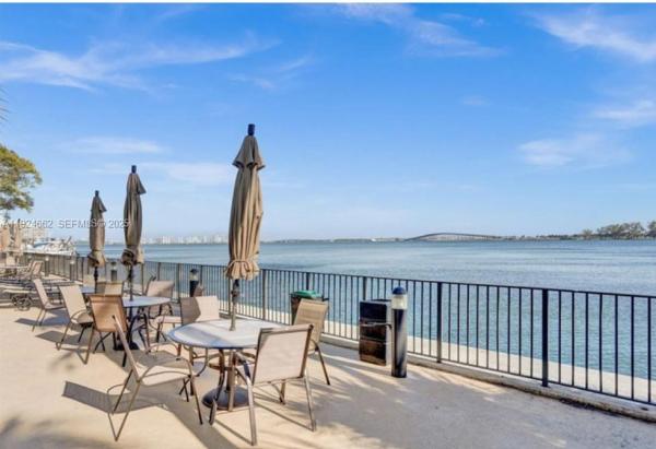 Brickell Bay Club, 2333 Brickell Ave #1814, Miami, Florida 33129, image 1