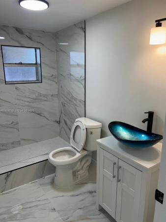 580 NW 185th St, Miami, Florida 33169, image 1