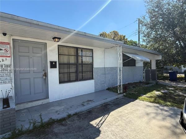 Ro-Len Acres, 521 SW 9th St #1, Hallandale Beach, Florida 33009, image 1