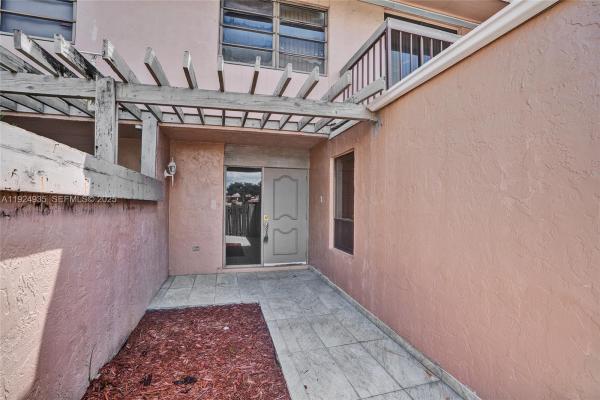 Golfwood, 20607 NE 7th Ct, Ives Estates, Florida 33179, image 3