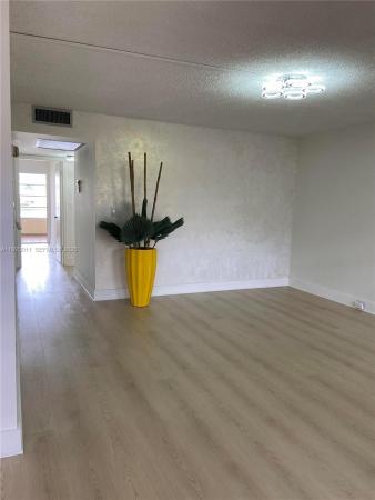 Bermuda Village, 1903 Bermuda Cir #D2, Coconut Creek, Florida 33066, image 1