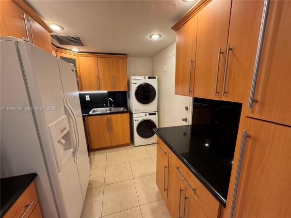 Brickell 25, 145 SE 25th Rd #601, Miami, Florida 33129, image 1